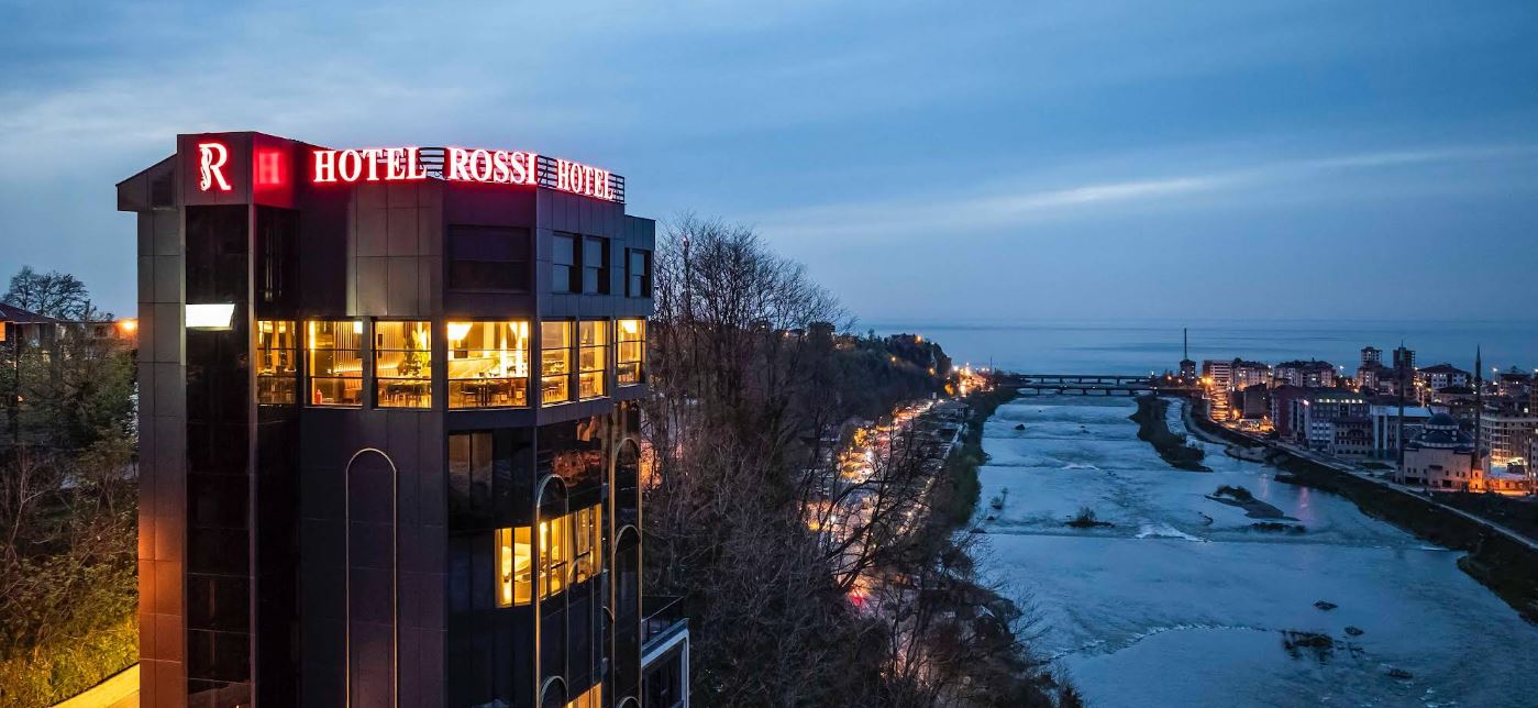 Rossi Luxury Hotel