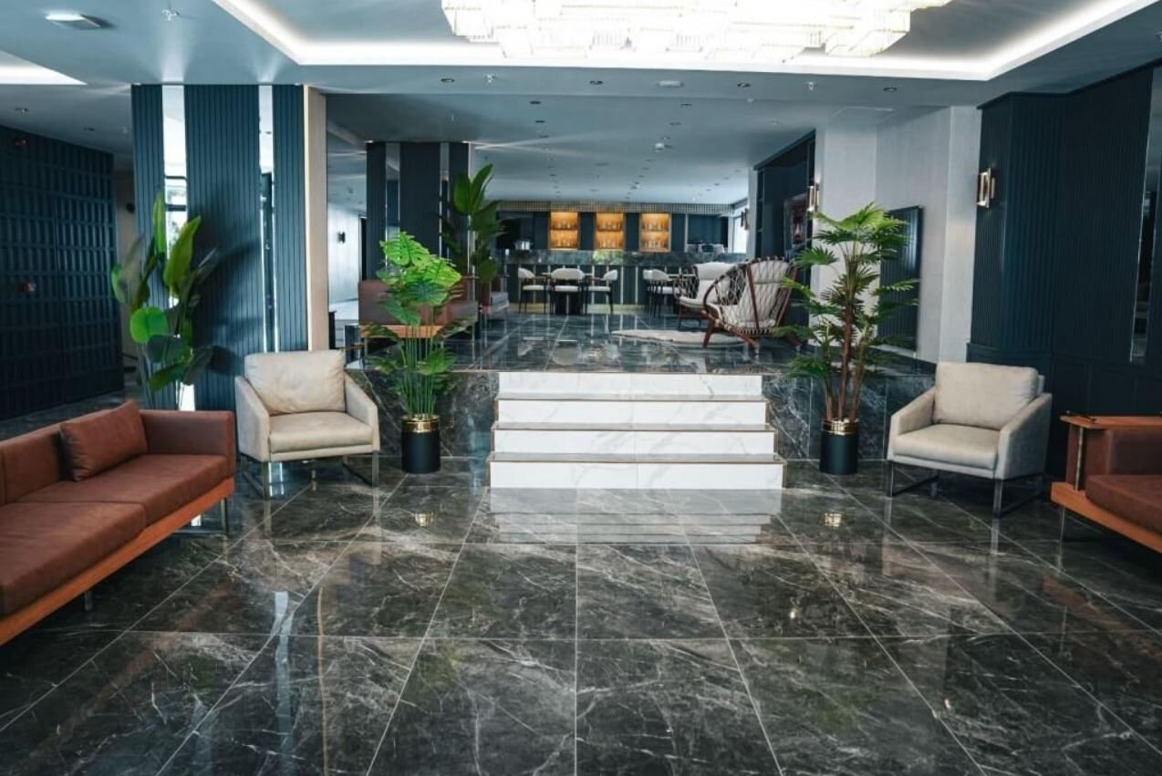 Tetrainn Hotel · 3