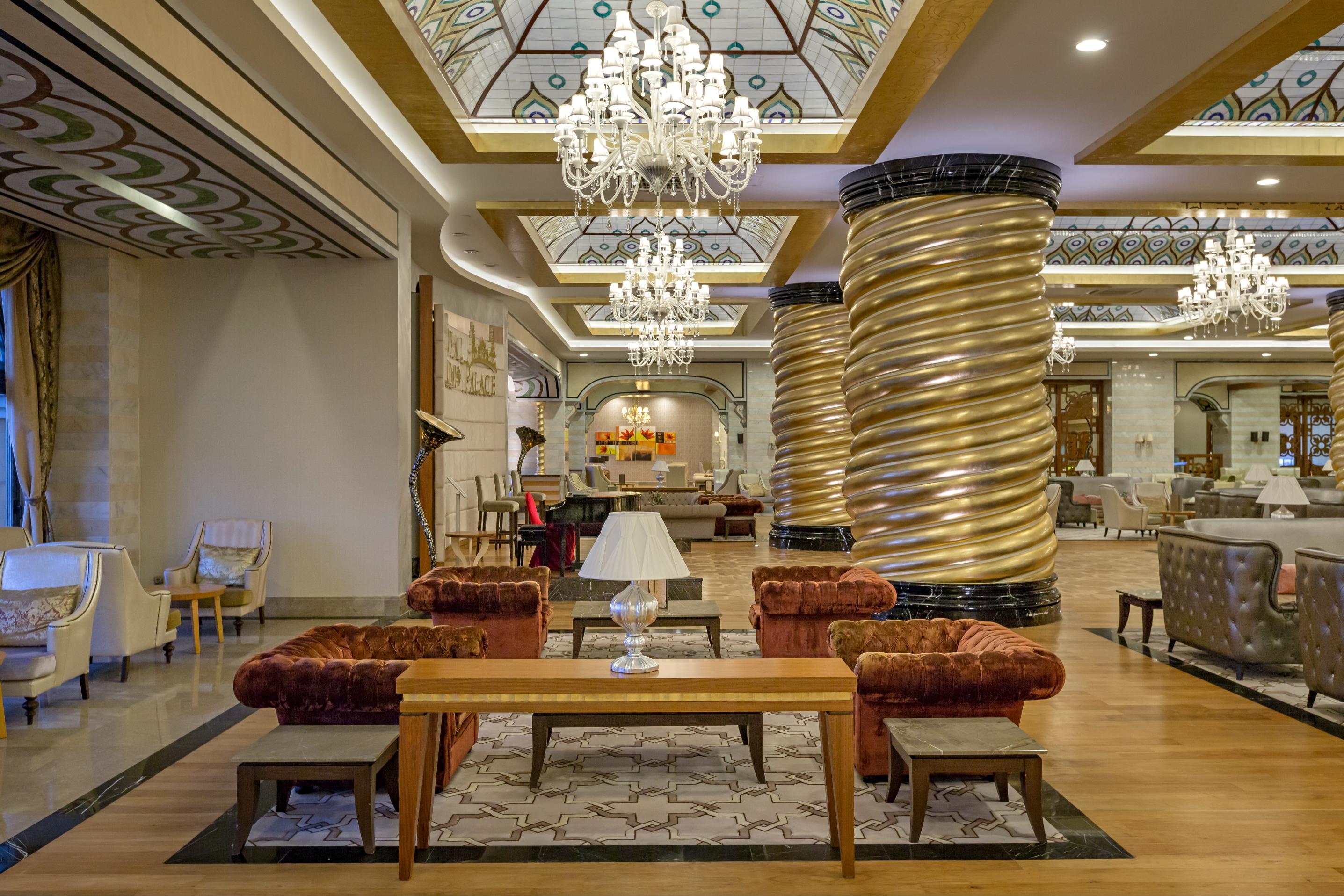 Royal Holiday Palace