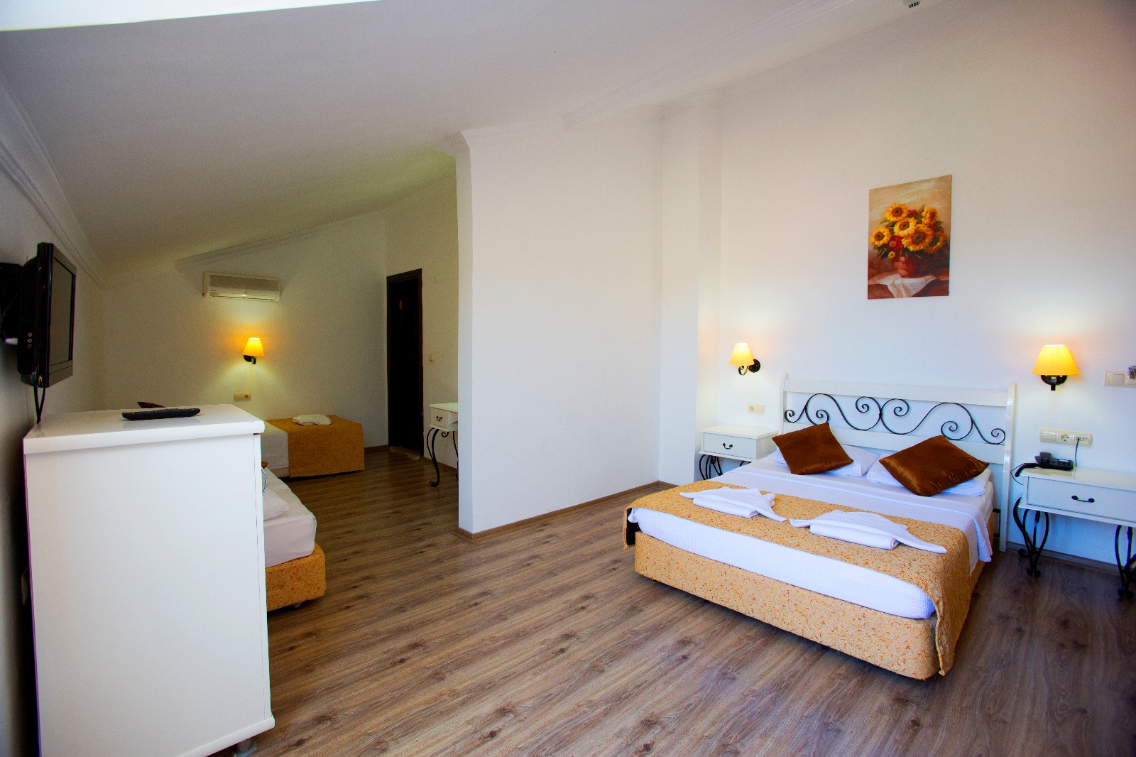 Zehra Hotel