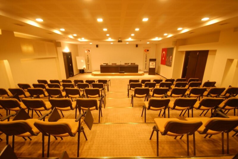 Çanak Hotel