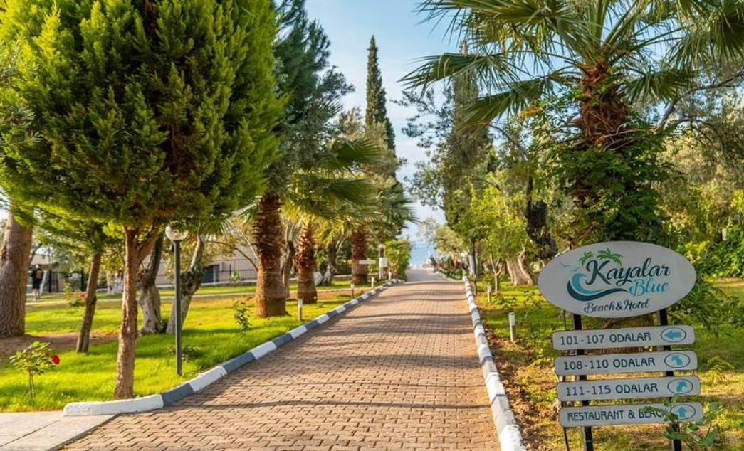 Kayalar Blue Beach & Hotel