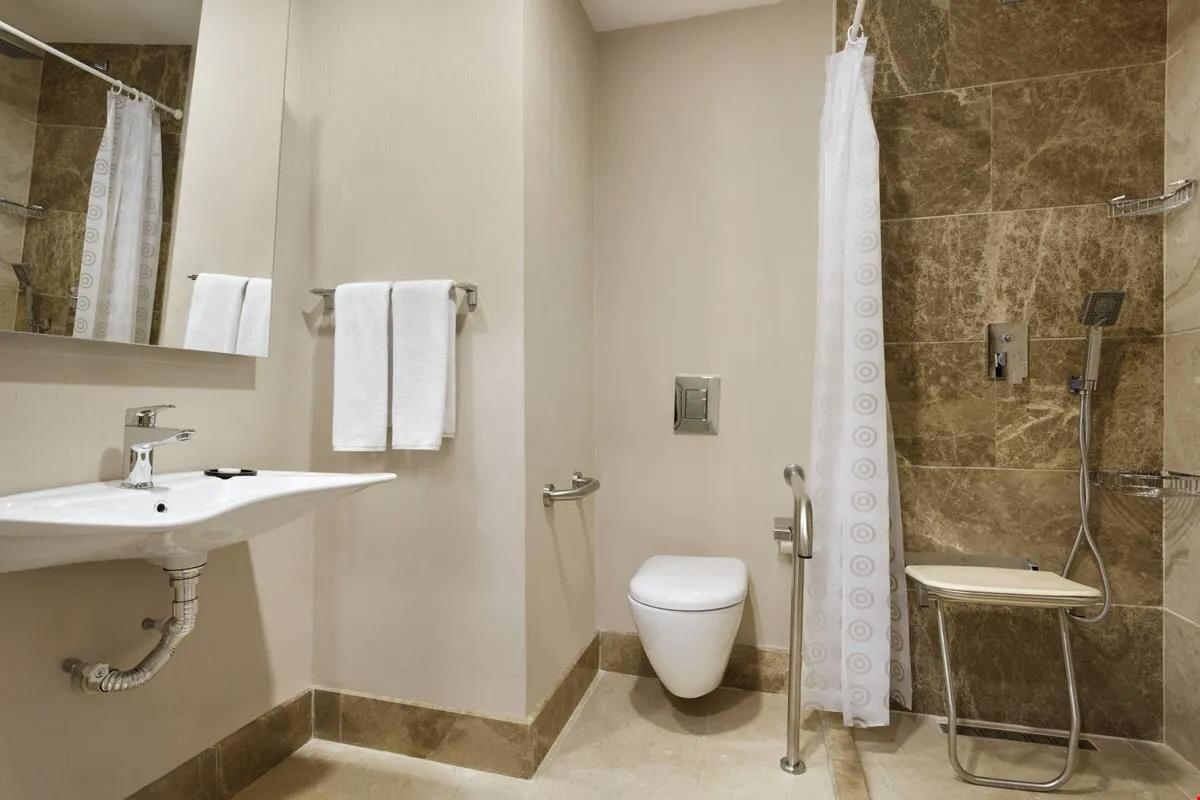 Ramada Encore Gebze · 13