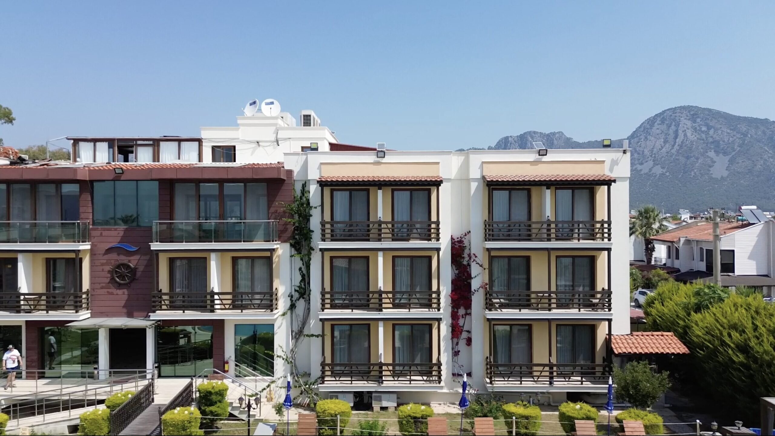 Otel Silvanus · 44