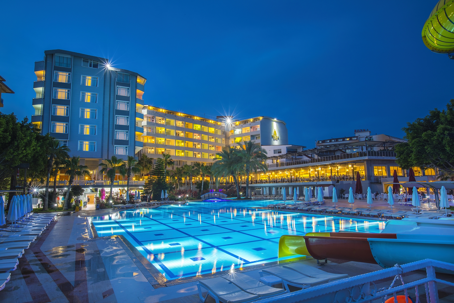 Meridia Beach Hotel