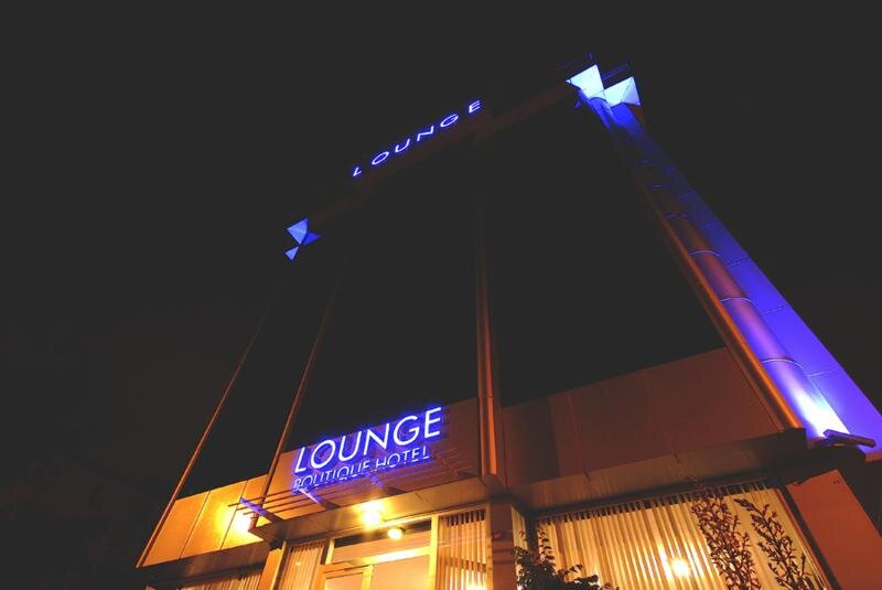 Lounge Boutique Hotel · 3