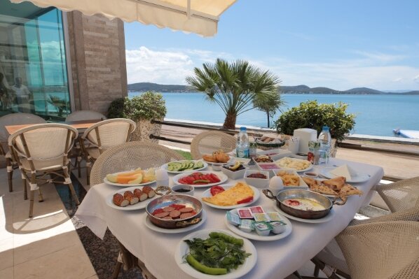Cunda Kıvrak Otel