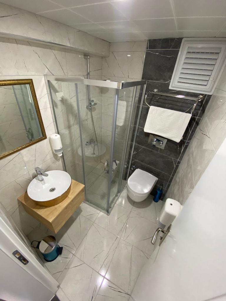 Kroisos Lake Resort Otel