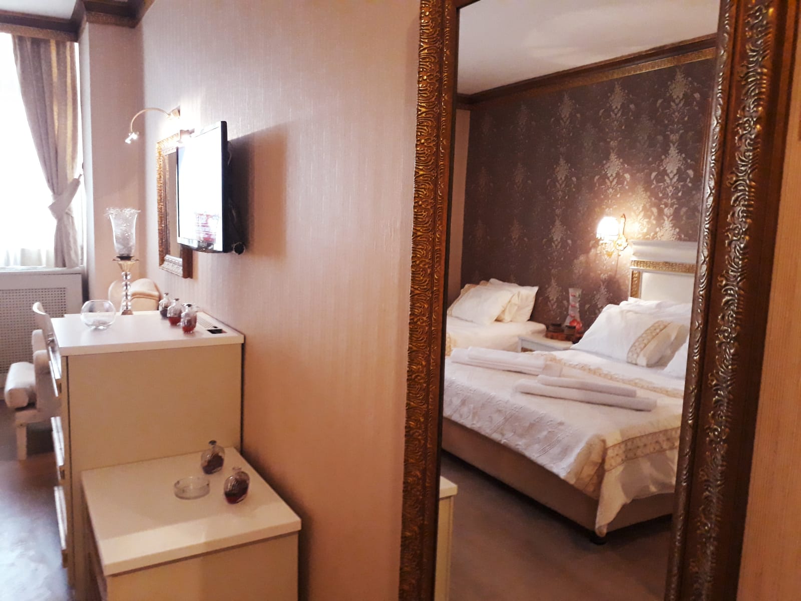 Pelikan Hotel