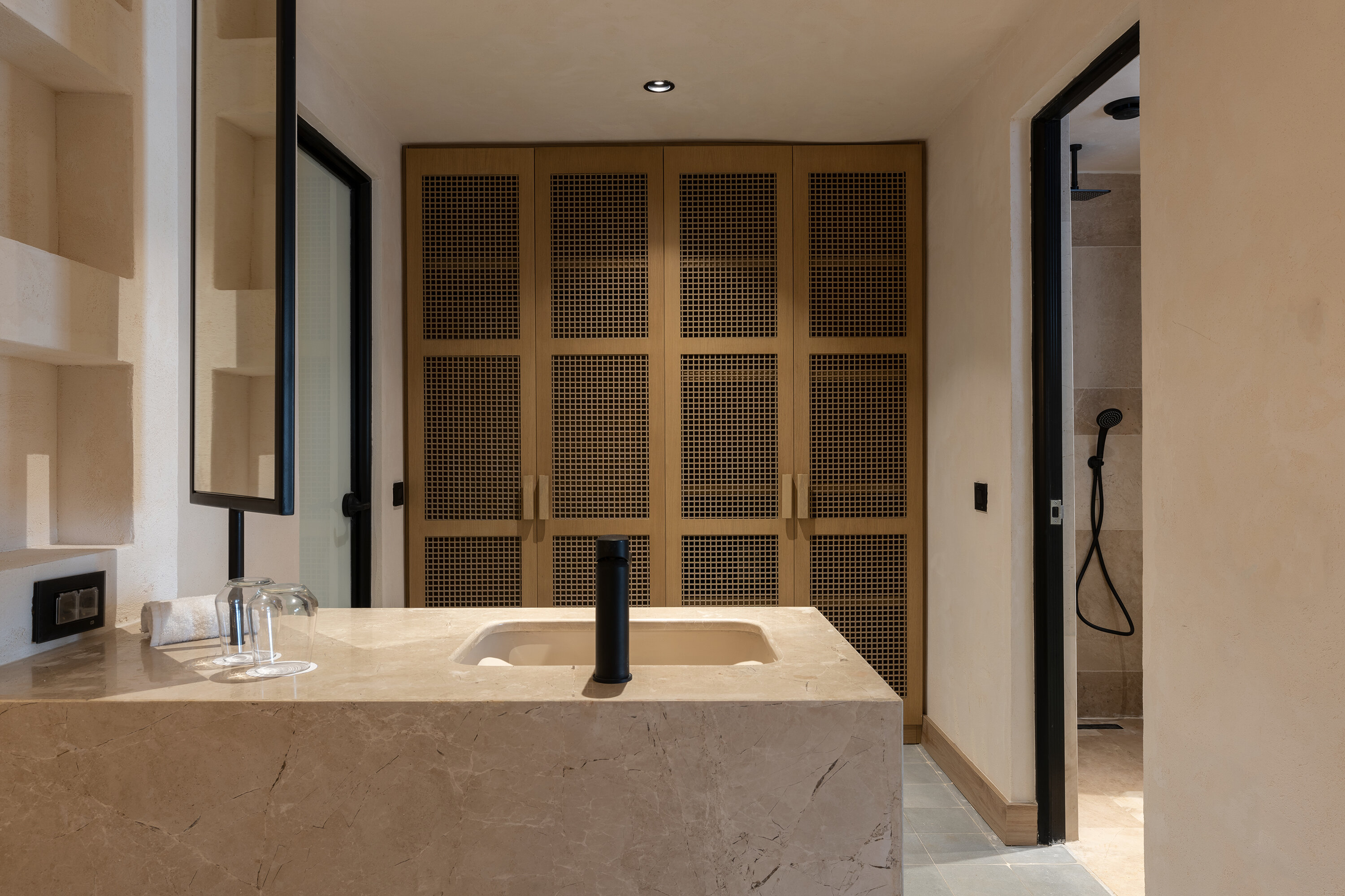 Mekvin Suites & Villas +12 Adult Only