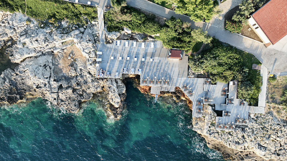 Maya Bistro Hotel Beach