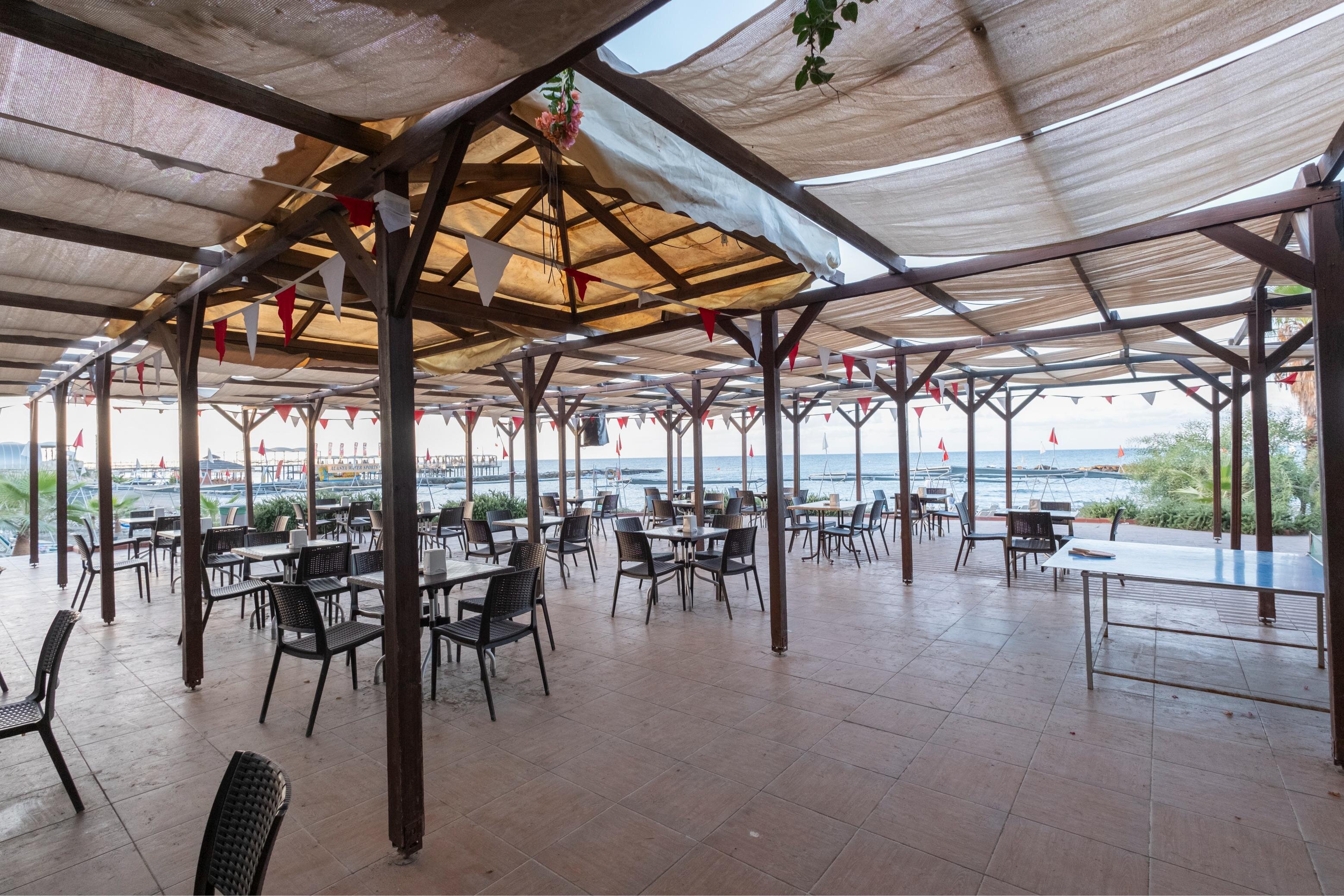 Asrın Beach Hotel