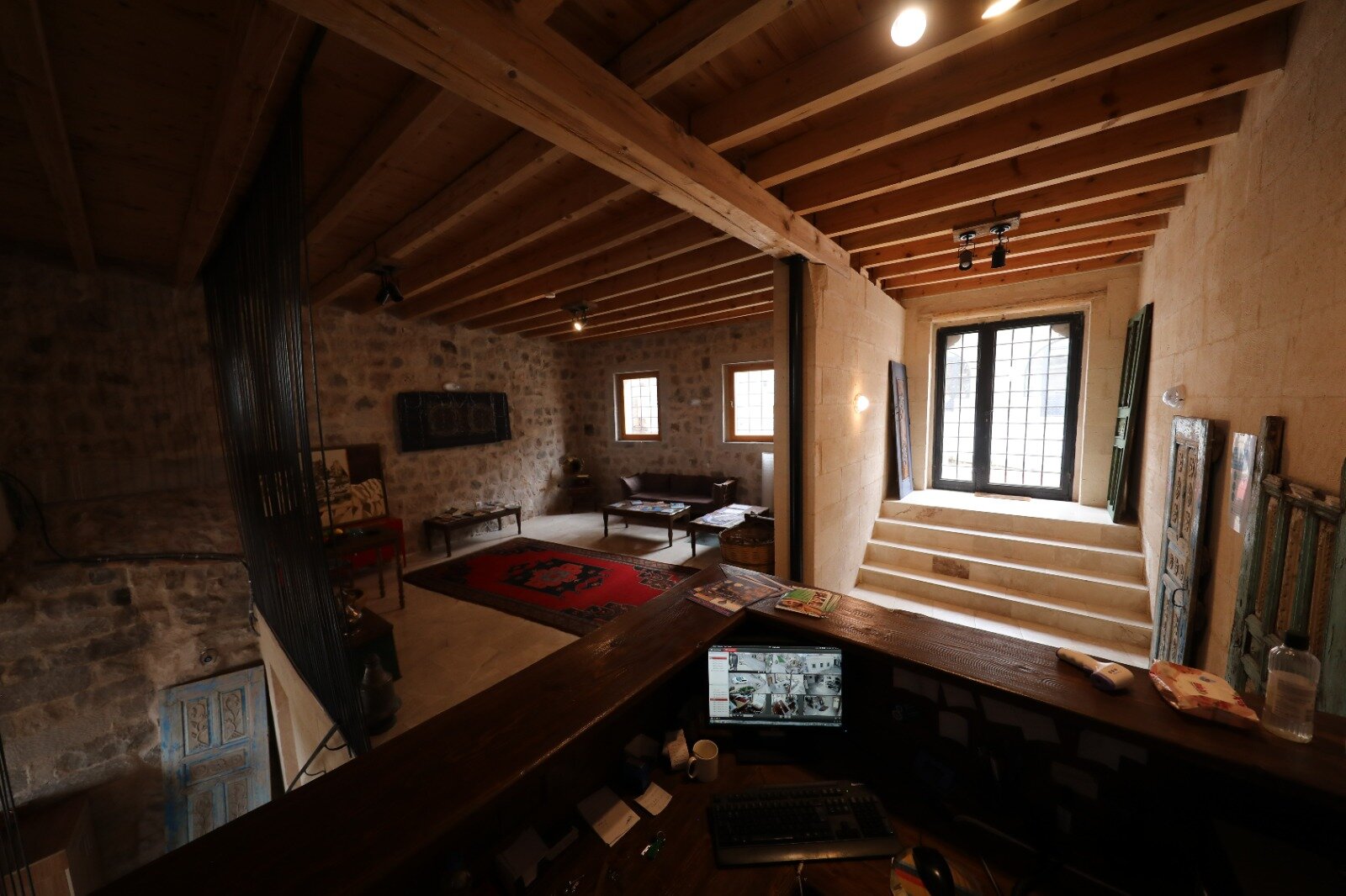 Helike Cave Suites galeri 6