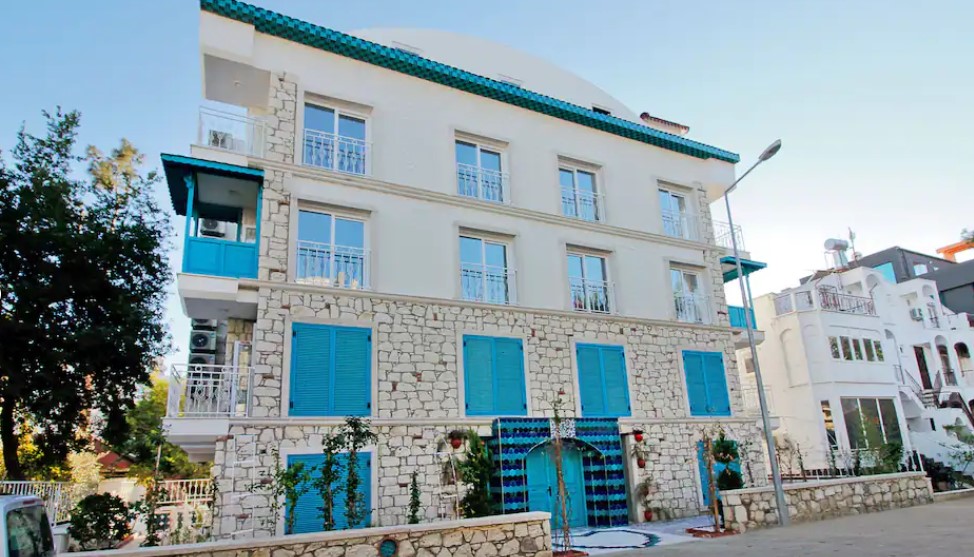 Dam Hotel Lara