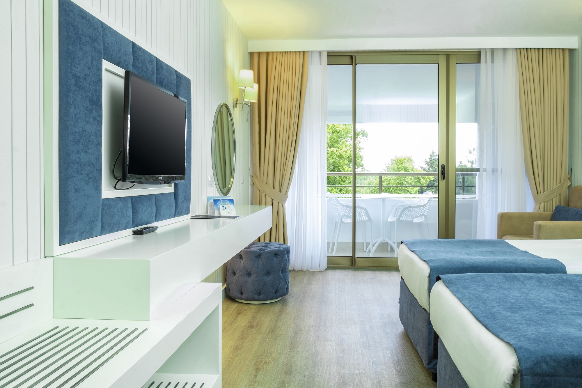Mirada Del Mar Hotel Yandan Deniz Manzaralı Comfort Standart Oda 
