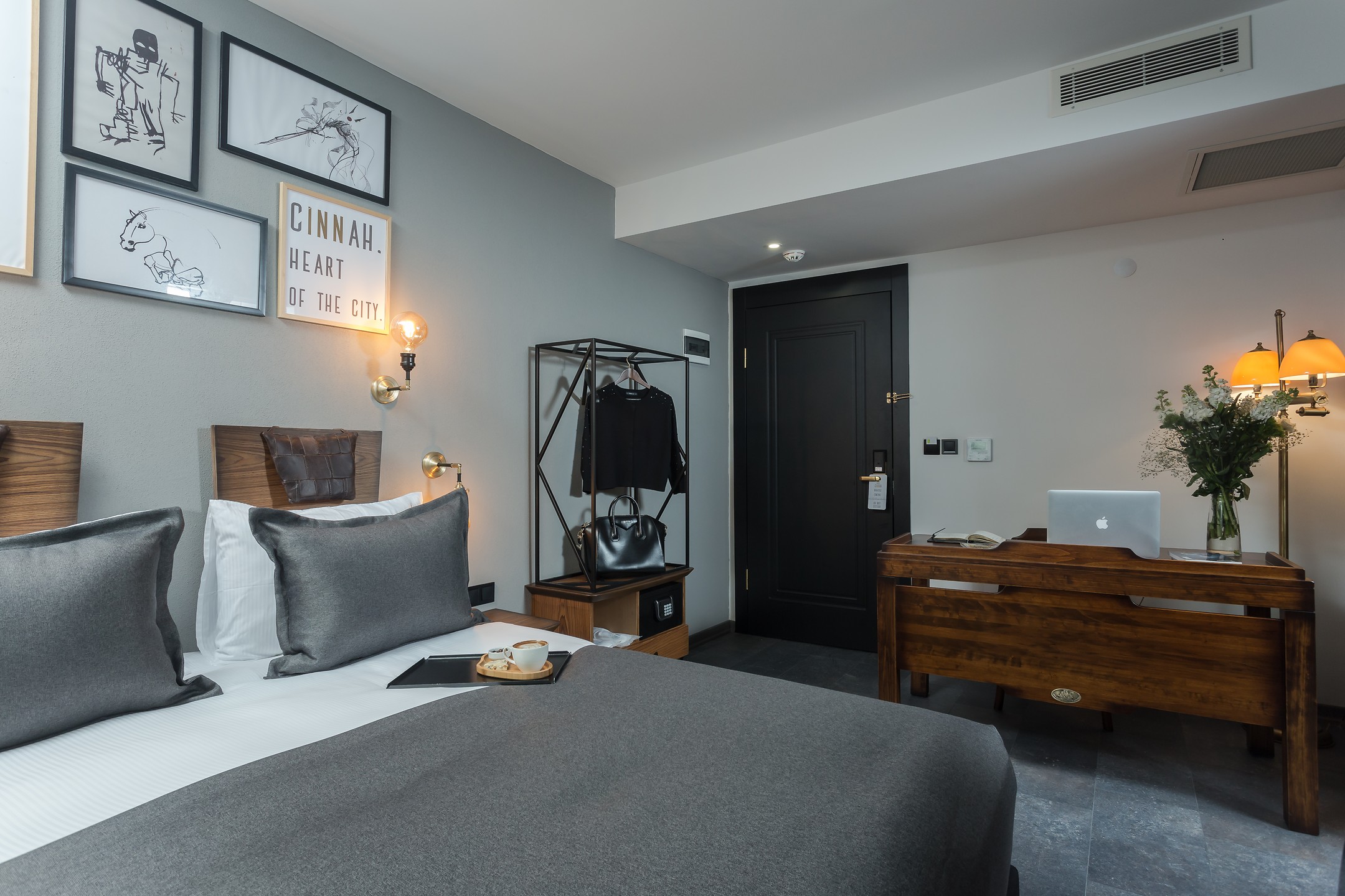 Cinnah Hotel