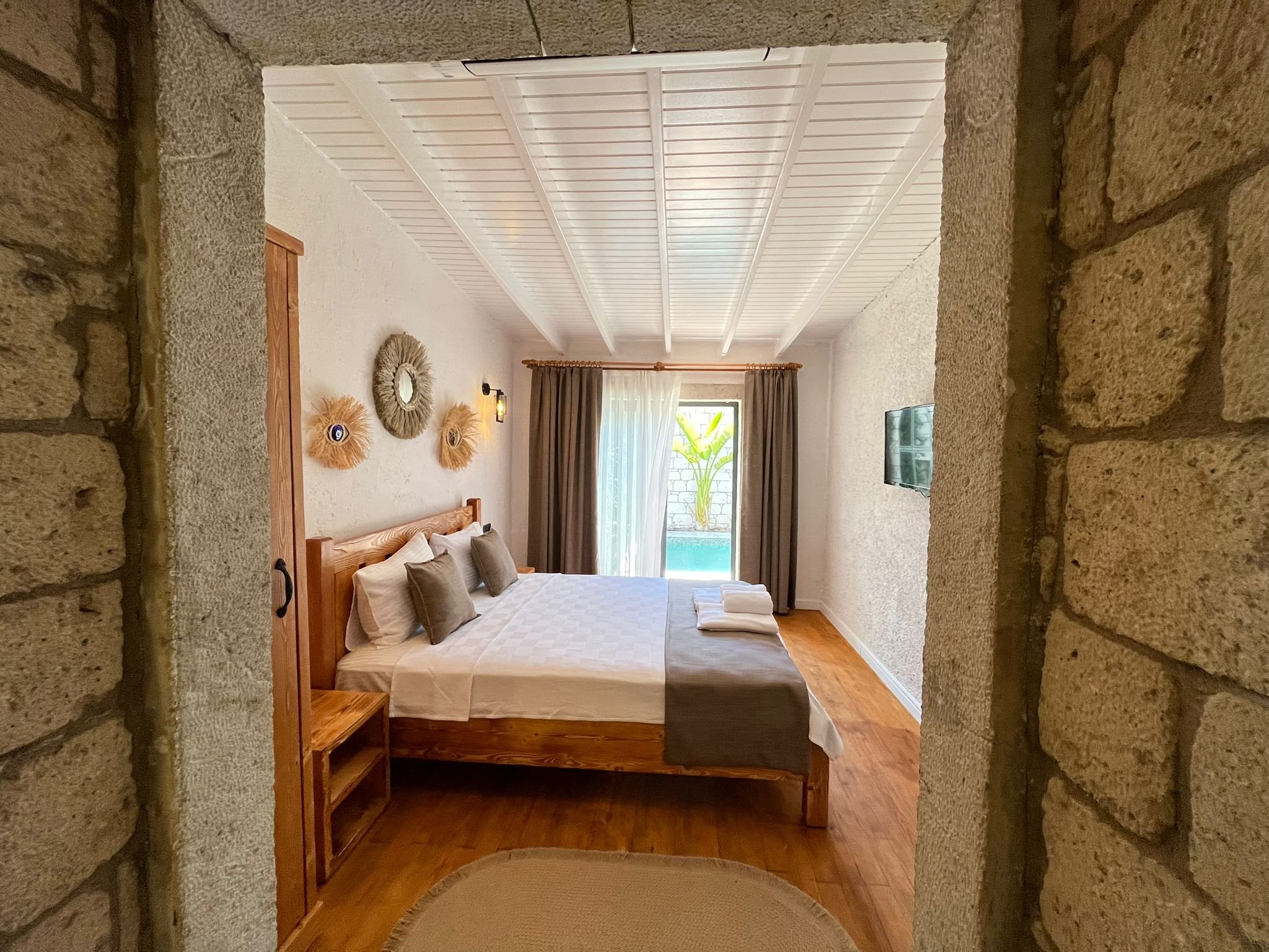 Armi Alaçatı +13 · 27