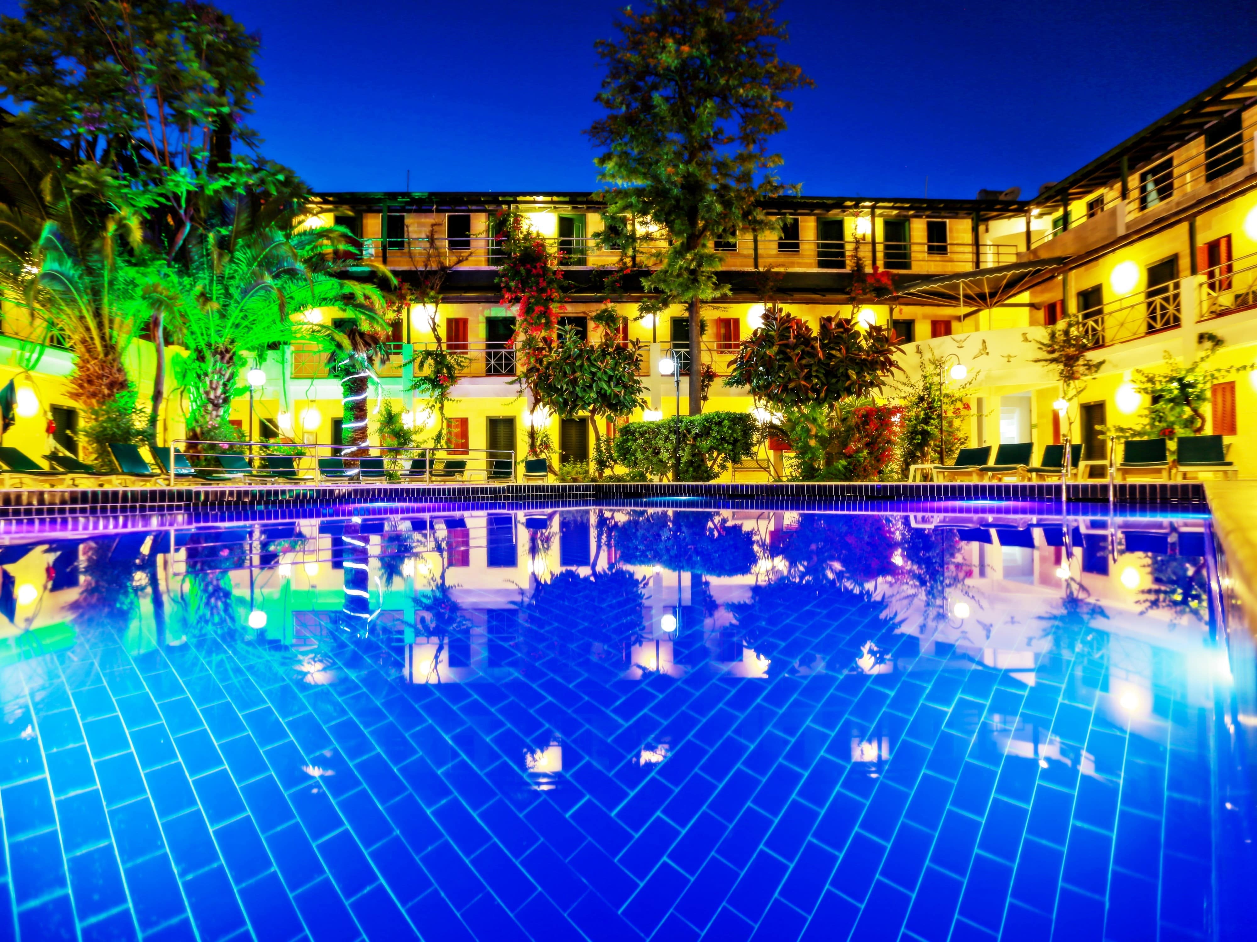 Hotel Bleu Nuit