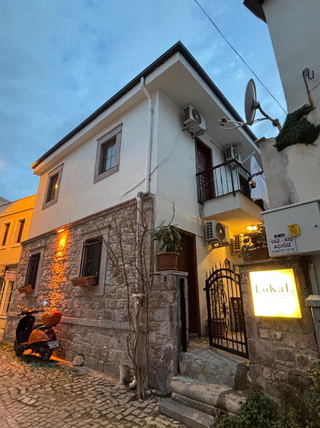 Lokal Ayvalık Guest Rooms