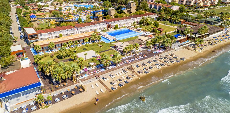 Risus Beach Resort Hotel