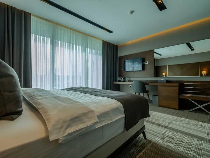 Large Business Room