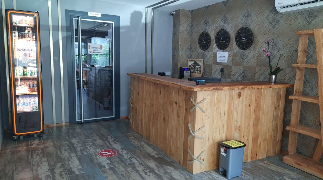 Deniz Otel