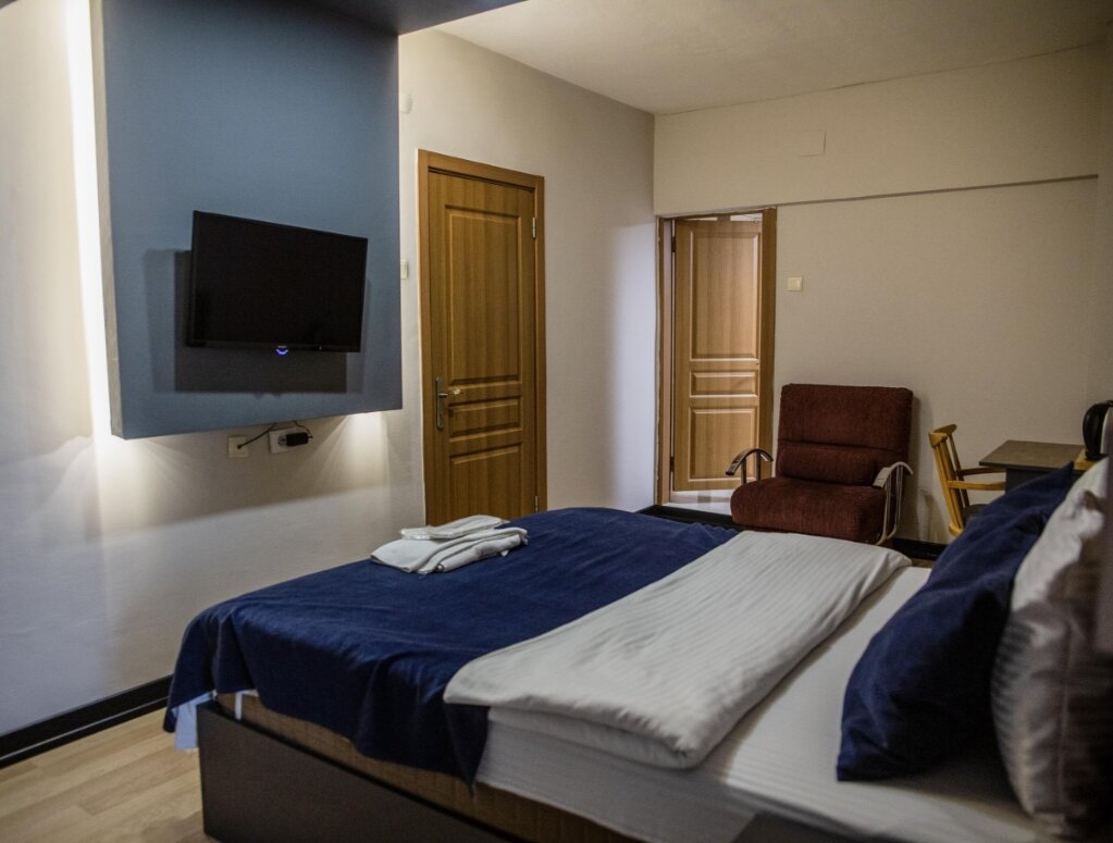 Atlas Otel · 18