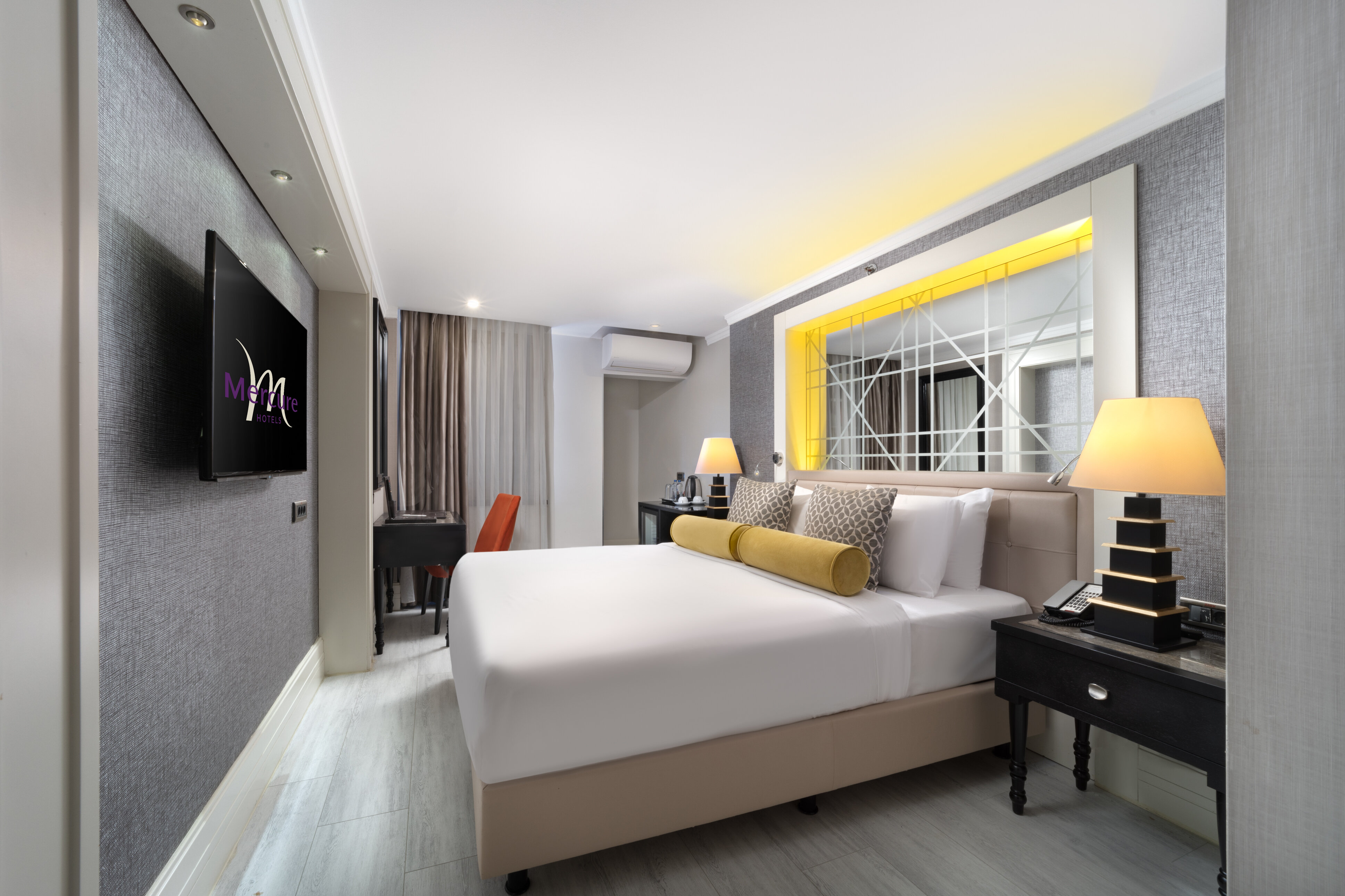 Mercure İstanbul Bomonti · 4