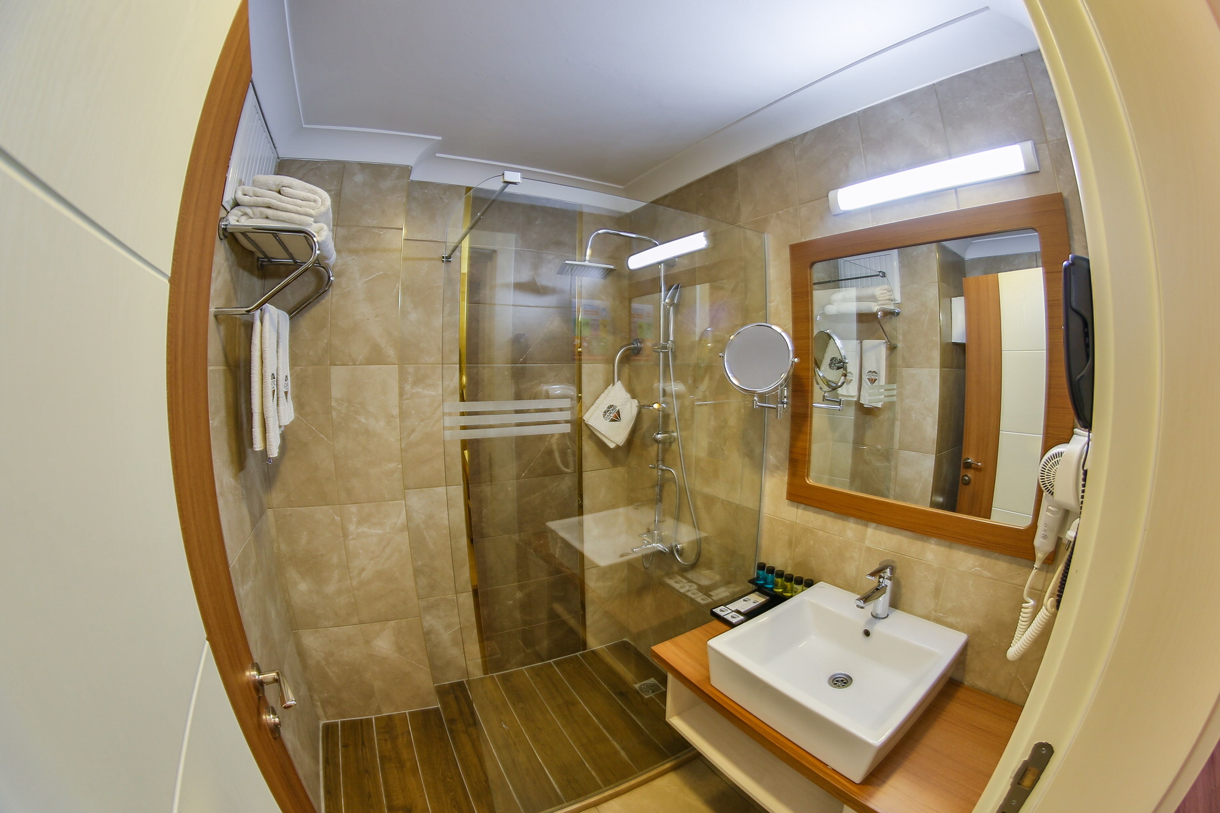 Diamond Hotel