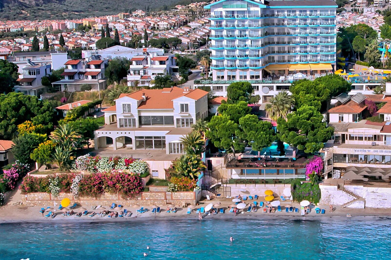 Arora Hotel