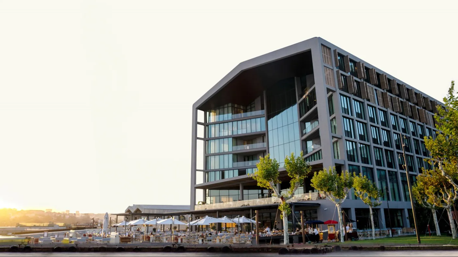 Rixos Tersane İstanbul + Nickelodeon Play Tersane Access · 77