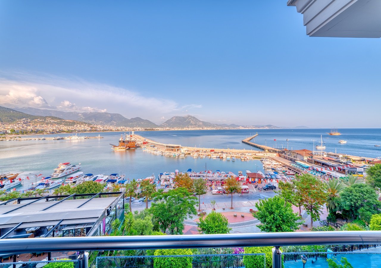 Numa Port Hotel