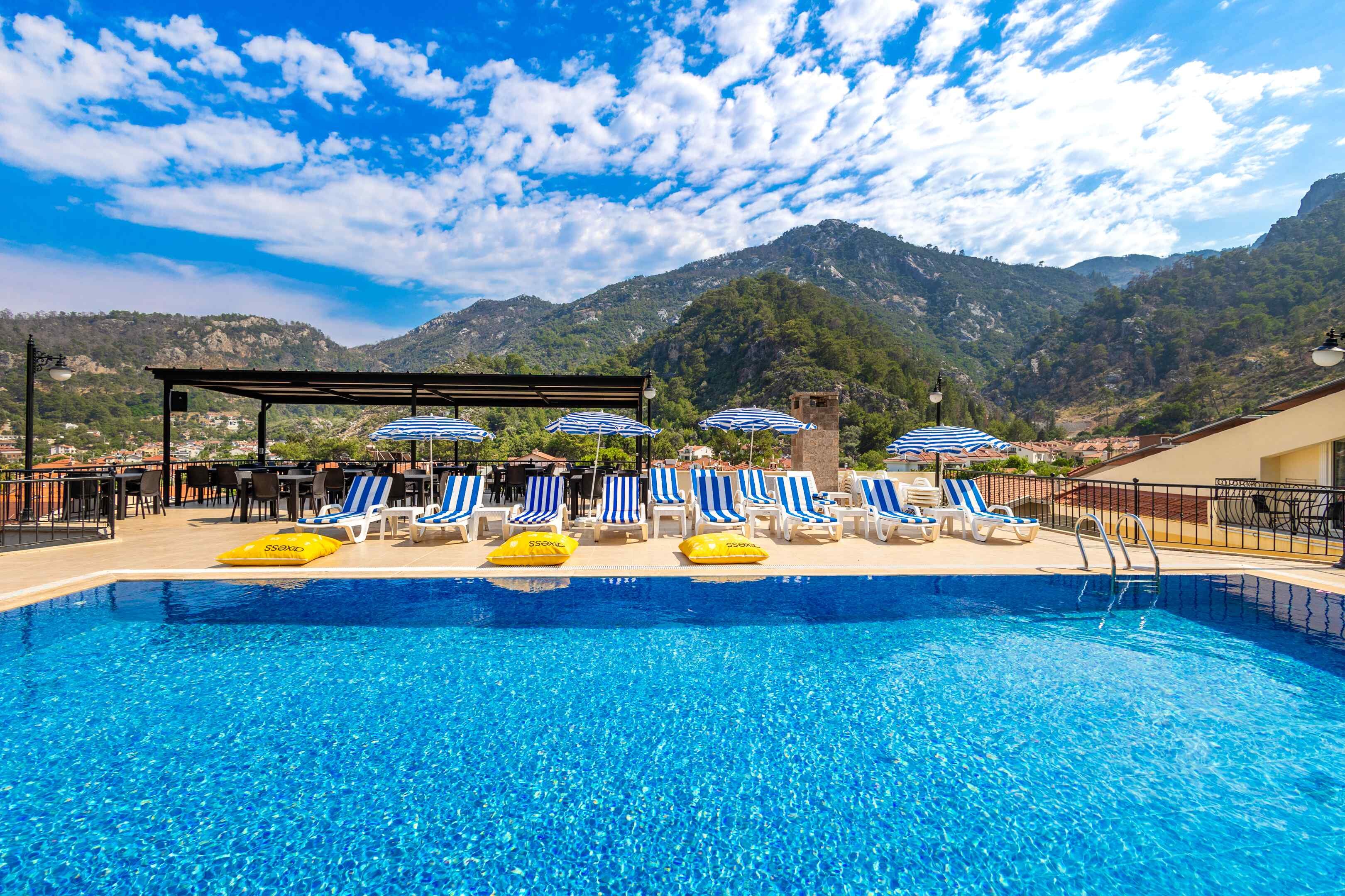 Leslion Hotel Turunç · 62