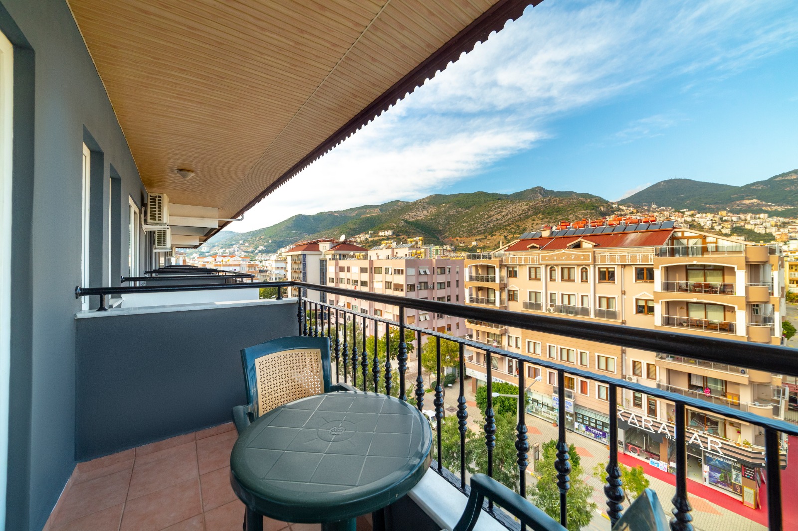Royalisa City Apart Hotel