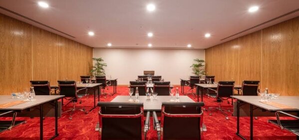 Concorde Tower Hotel