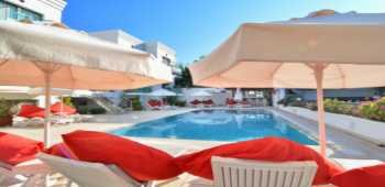 Günay Hotel · 79