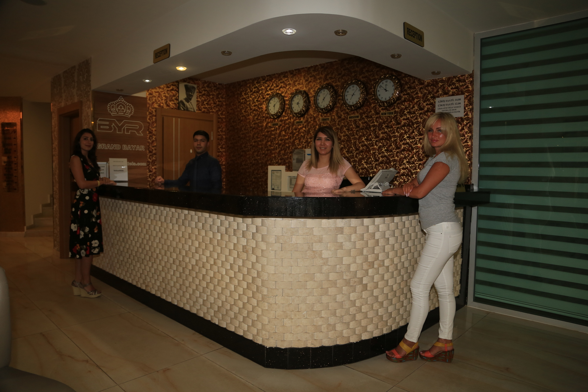 Grand Bayar Beach Hotel