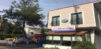 Menekşe Ayvalık · 26