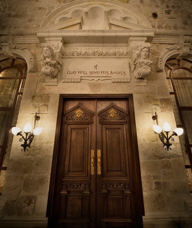 Sacred House Hotel