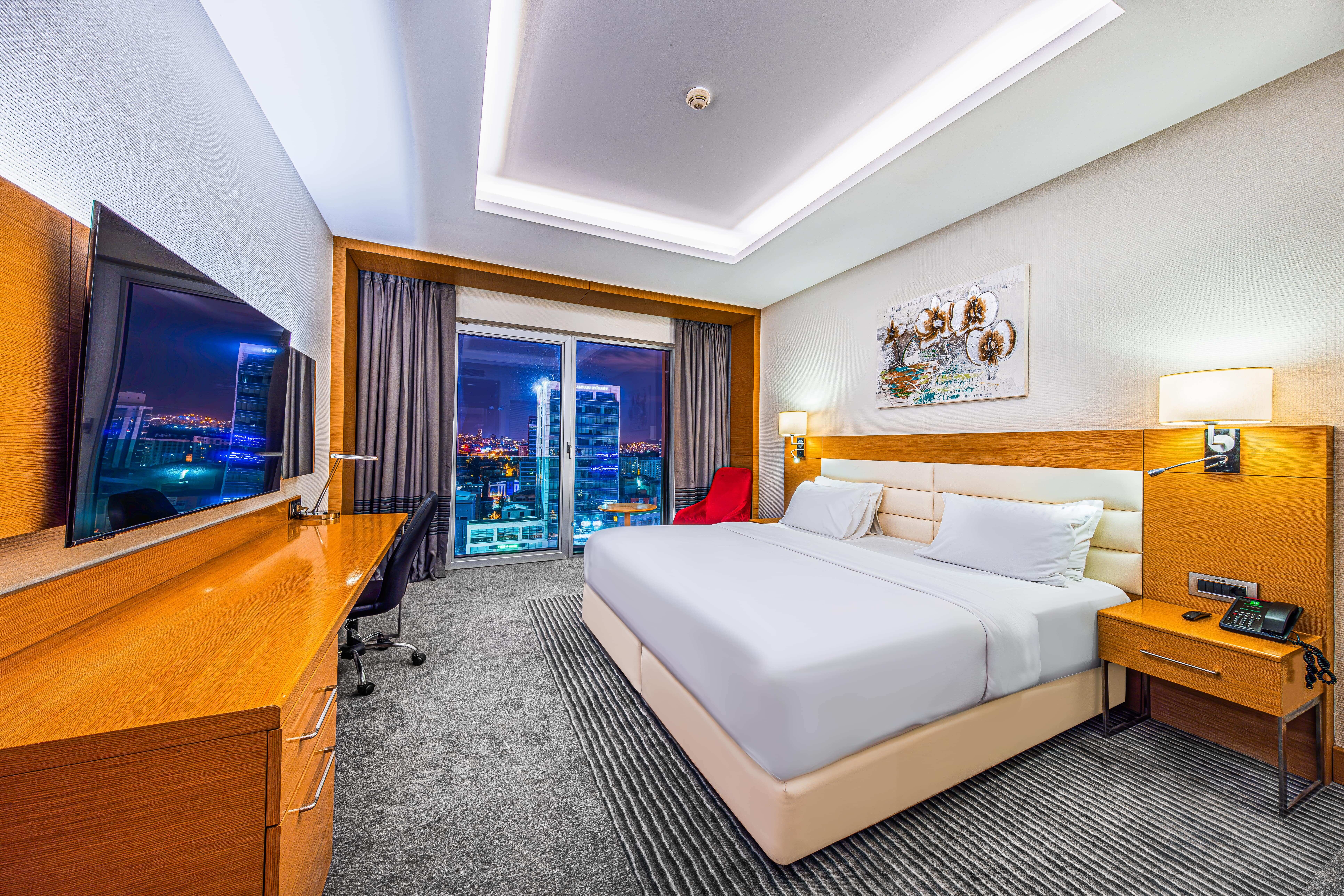 Holiday Inn Ankara Çukurambar Rezervasyon