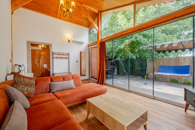 Havuzlu Jakuzili Bungalov ( Meca 2 )