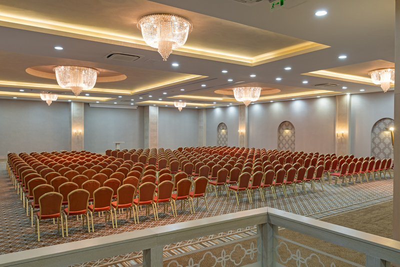 Royal Holiday Palace