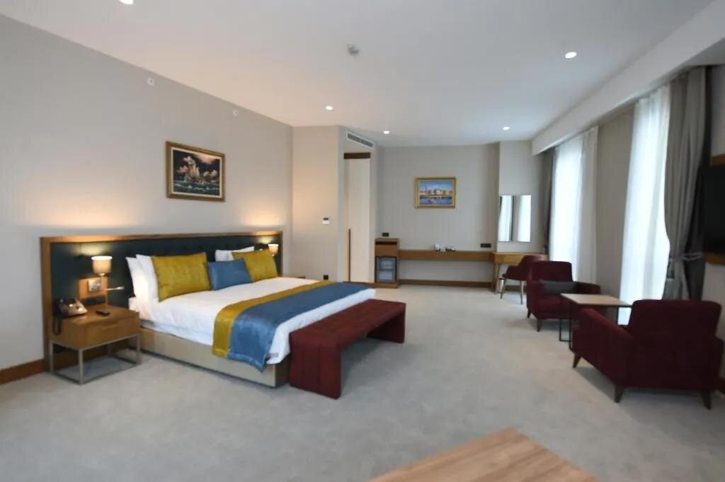 Cher Hotel & Spa