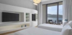 Twin Premium Room with Balcony and Sea View Görseli