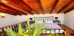 Deniz Manzaralı Loft Oda Görseli