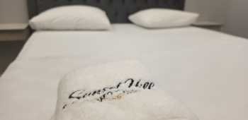 Sunset Hill Hotel · 30