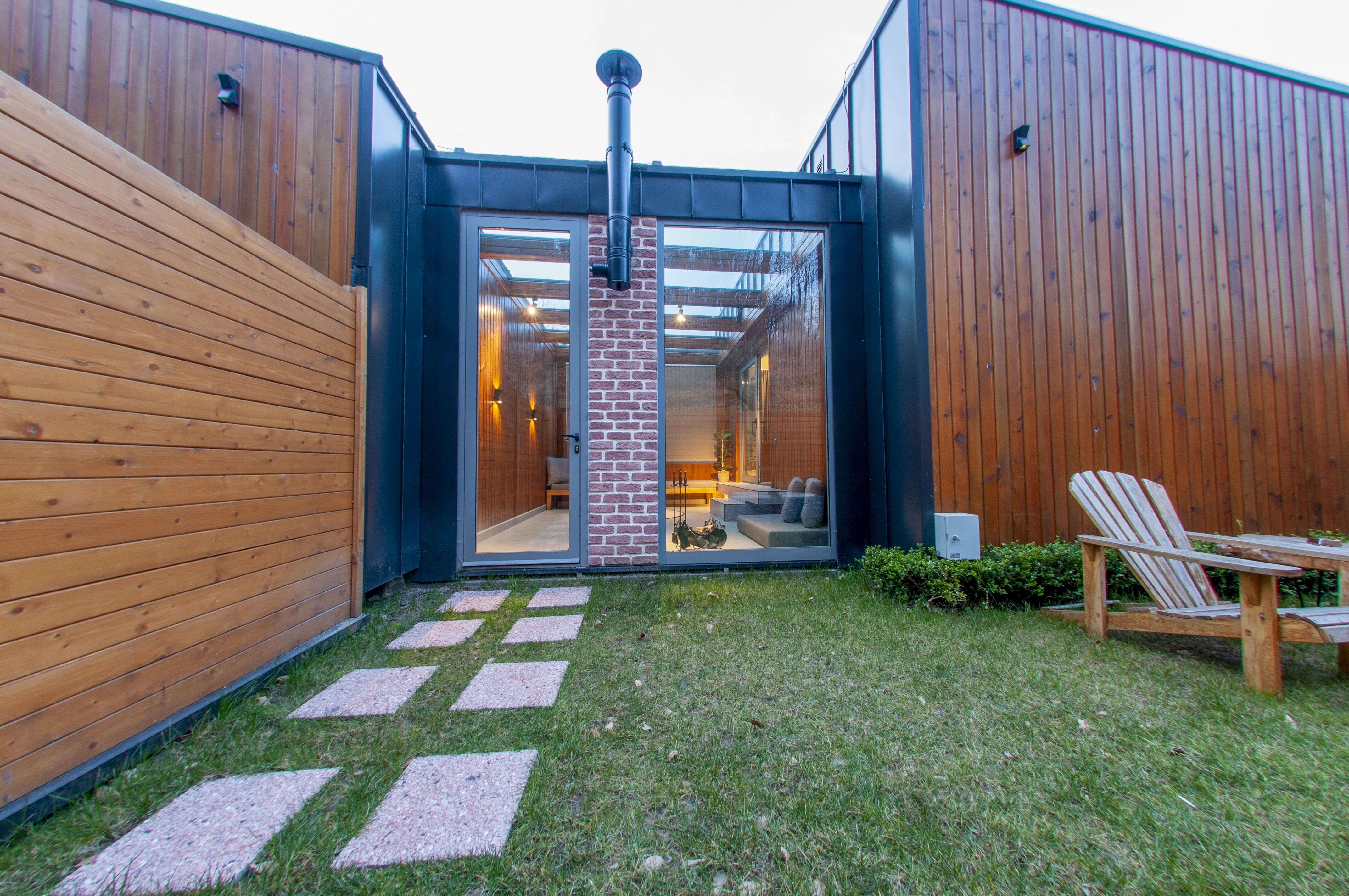 Melekona House