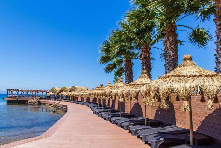 Golden Beach Resort & Spa