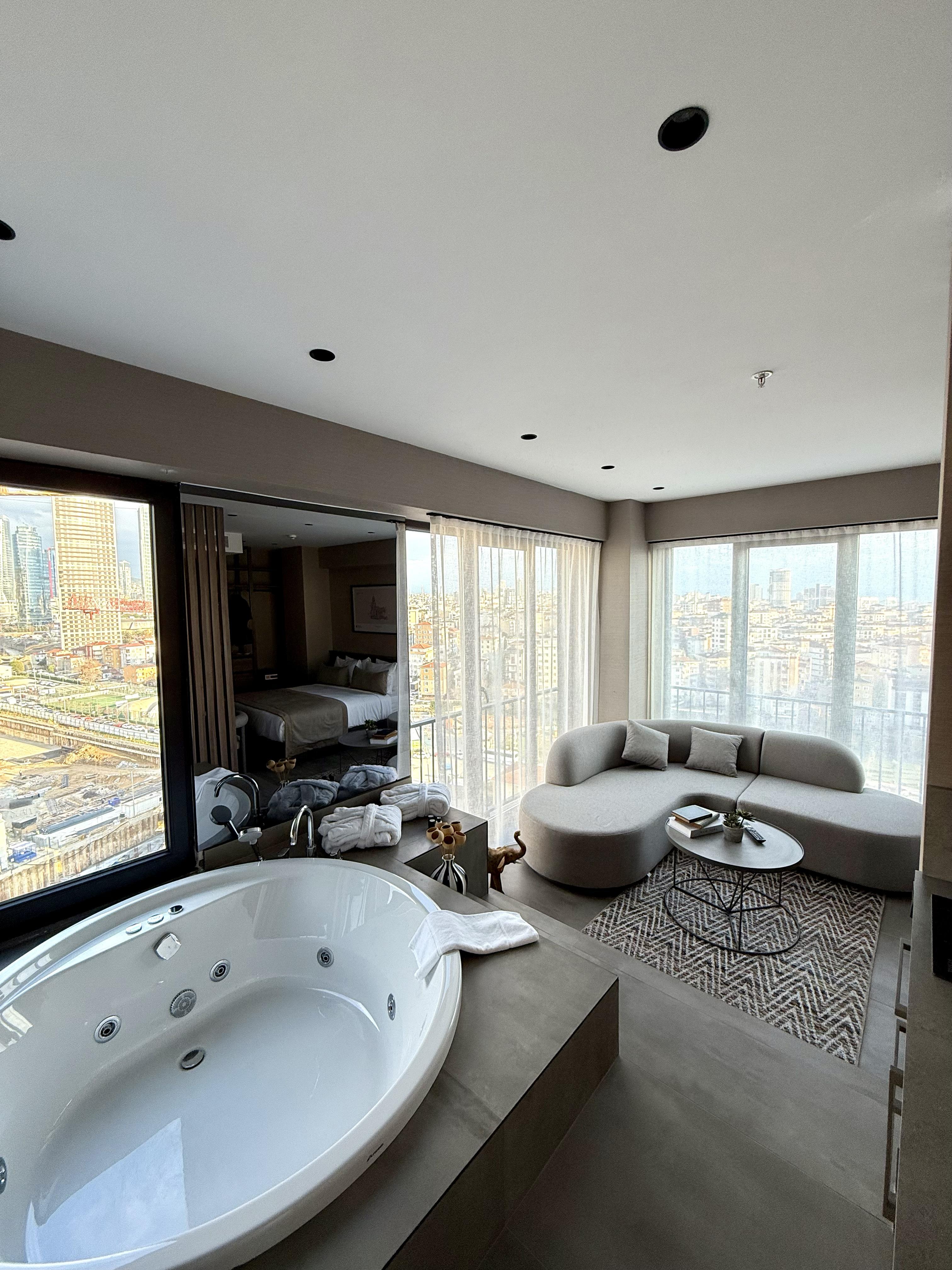 Suite Room, Sea View (Jacuzzi)