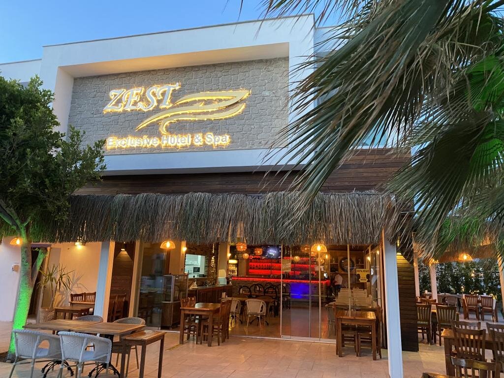 Zest Exclusive Hotel · 10